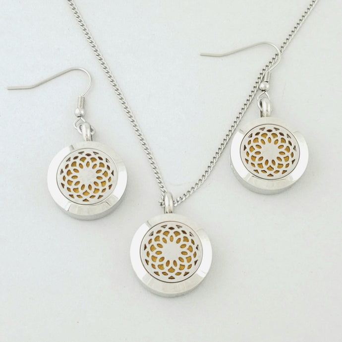 Mini Flower Pendant Necklace & Earring Set